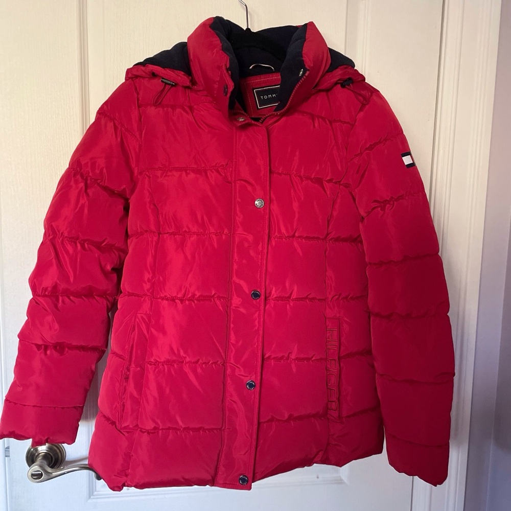 Tommy Hilfiger Women's Vibrant Red Puffer Coat